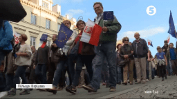 Варшава оговтується після антиурядових протестів