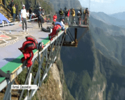 У Китаї відбулись міжнародні змагання вінгсьютерів