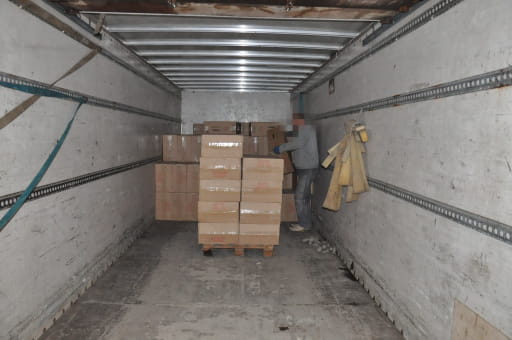 Контрабандні цигарки