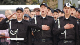 у Києві майже 700 майбутніх копів присяглися на вірність Україні