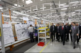 Петро Порошенко відвідав підприємство "Кромберг енд Шуберт Україна"