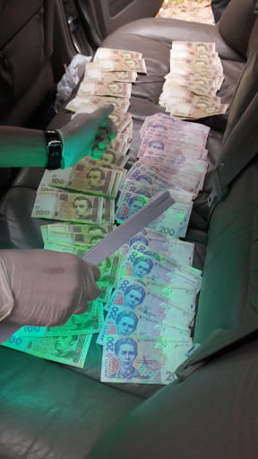 У кропивницькому СБУ затримала хабарника з бюро мед-санітарної експертизи