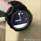 розумний годинник HTC