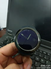 розумний годинник HTC