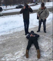 У столиці схопили "на гарячому" головного інспектора-хабарника Держпраці 