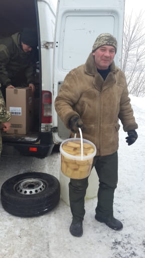 Волонтери на передовій