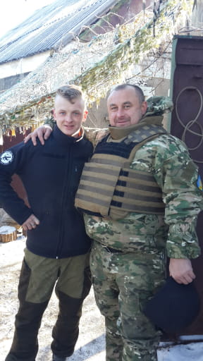 Волонтери на передовій