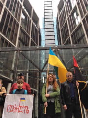 Мітинг під хатою Ахметова в Лондоні