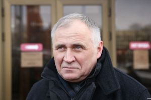 Білоруський опозиціонер Статкевич зник після звільнення: родичі не знають, де він