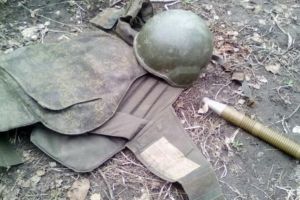 Бронежилет, каска та постріл РПГ: на Донбасі знайшли чергові докази присутності армії РФ 