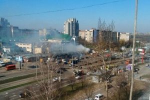 На львівському ринку загорілося сміття – фото