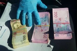 На хабарах затримали високопосадовця Одеської ОДА та чиновника столичної Печерської РДА