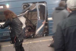 ЗМІ: Щонайменше 10 людей загинули в результаті вибуху в метро Санкт-Петербурга, серед них – діти