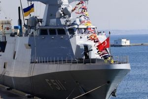 Турецькі кораблі НАТО прибули до Одеси – фото
