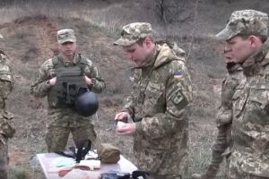 Тактична медицина й вогнева підготовка: Маріупольська самооборона тренувалася захищати місто – відео