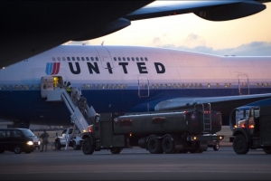 $600 млн збитків: акції United Airlines обвалилися після інциденту з пасажиром