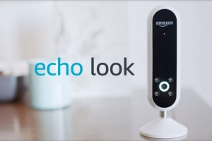 "Асистент стилю": Amazon презентував "розумну камеру", яка навчить добре вдягатися