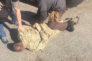 "Здирав гроші з вояків": На хабарі зловили начальника одного з госпіталей Міноборони – фото