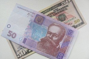 Міжбанк відкрився ростом доллара США
