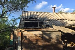 "Третю добу розстрілюють житлові квартали": окупанти накрили вогнем Авдіївку