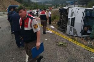 У Туреччині перекинувся автобус з українськими туристами, постраждали 16 людей – МЗС