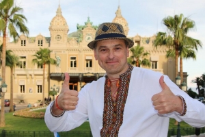 "ЗА ЧАЙ.COM": "феєричний" бізнесмен-мандрівник-ведучий Ігор Захаренко в ефірі "5 каналу"