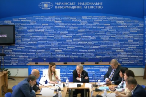 Круглий стіл: "1944/2014 – боротьба кримських татар за Батьківщину" – трансляція завершена