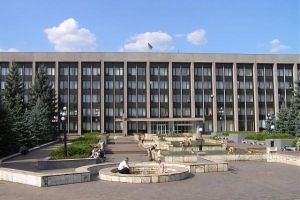 "Непрохані гості": До мерії Кривого Рогу знову прийшли з обшуками