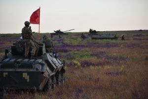 "Крилата піхота": як повітряний десант ВДВ вдосконалює навички на полігоні – фоторепортаж