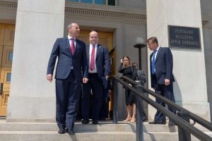 Парубій про надання Україні летальної зброї: Негативної відповіді від США немає, дискусія відкрита