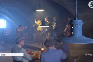 Звабниці, батяри, повстанці: у Києві знімають колоритний історичний екшн 