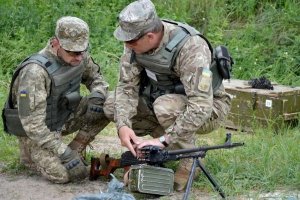 Полторак розповів, кого з офіцерів запасу можуть відправити в АТО