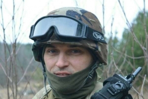 "Його лишили на полі бою": що розповіла дружина зниклого в АТО полковника Бойка