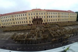 Рукопашний бій, лицарські бої, патріотичний флешмоб: У Львові вперше відзначили День курсанта