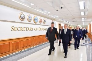 Україна та США мають погоджений текст оборонних угод – Порошенко