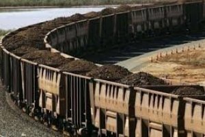 Нардеп пропонує УЗ обмежити транзит залізної руди з РФ через територію України