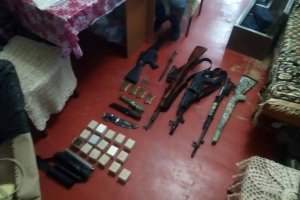 20 обшуків у 5 областях: СБУ викрила масштабну мережу збуту контрабандної зброї
