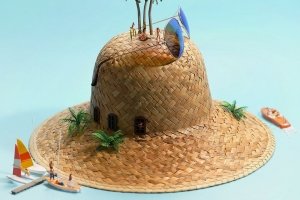 Космос із яєць, гори з вішаків та сирні східці: Японський художник створює особливий мініатюрний світ із побутових речей
