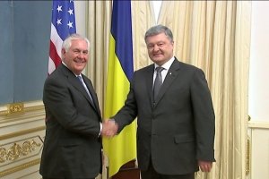 Україна та США почали практичне наповнення двосторонніх відносин – Порошенко