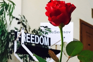 #FreeSentsov: МЗС закликало українців підтримати моральний дух політв'язня