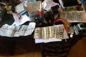 ФОТО: На "Київському електровагоноремонтному заводі" розікрали 113 бюджетних мільйонів