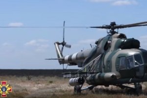 Із бойовою стрільбою та десантуванням: тривають бригадні тактичні навчання ВДВ – фоторепортаж
