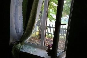У Покровську невідомі кинули гранату у вікно будинку – загинула жінка