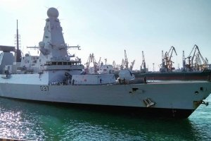 Військові кораблі НАТО увійшли в порт Одеси
