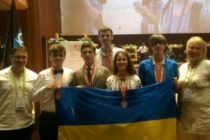 На міжнародних олімпіадах з фізики, математики та хімії юні українці здобули 14 медалей