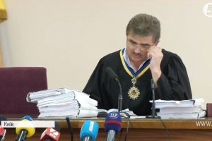 Криваві заворушення під ВР: засідання суду саботують адвокати, підозрювані та прокурор