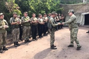 Міністр оборони відвідав лінію відведення військ в АТО – ФОТО