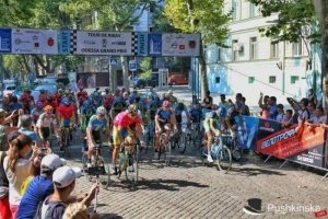 В Одесі попри шалену спеку відбулися міжнародні велоперегони