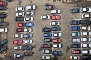 Паркування в Києві у вихідні віднині стане безкоштовним 