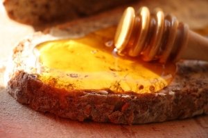 Солодке свято: віряни України відзначають Медовий Спас